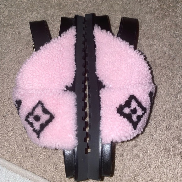 LOUIS VUITTON Paseo Comfort Sandals - Picture 6 of 10